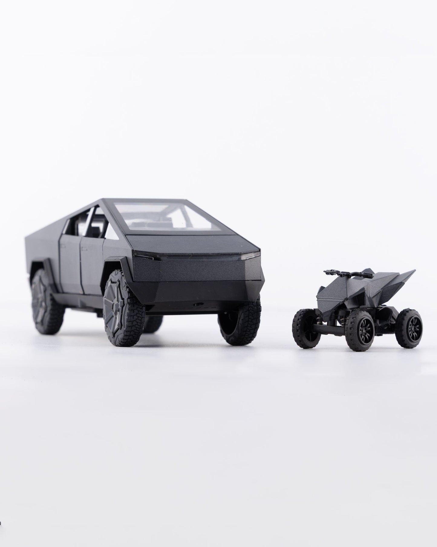Tesla Cybertruck 1:24 Diecast Scale Model Car