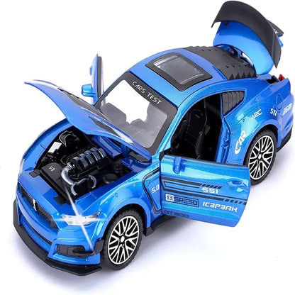 Ford Mustang Shelby GT500 1:24 diecast scale model car
