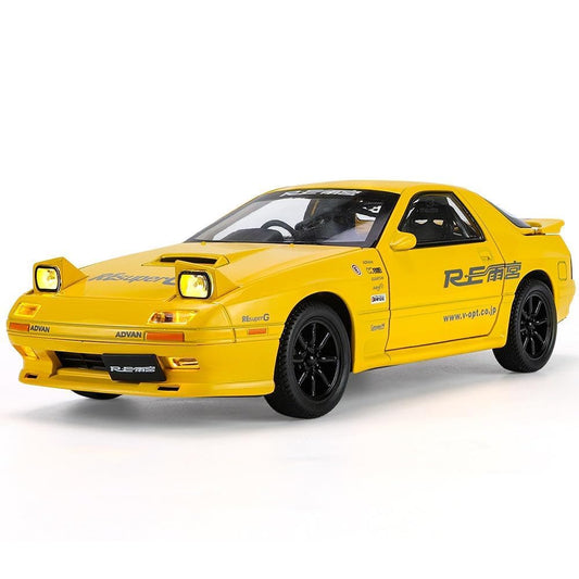 Mazda RX-7  1:24 Diecast Scale Model Car