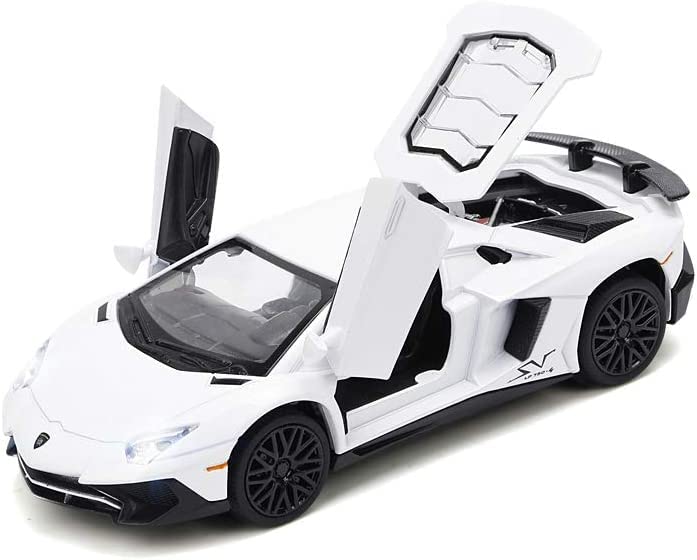 Lamborghini LP770 1:24 Diecast Scale Model Car