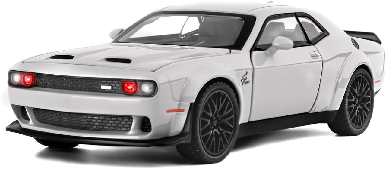 Dodge Challenger SRT Hellcat 1:24 Diecast Scale Model Car