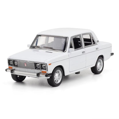 Lada 2106 Vintage Sedan Precision 1:24  Diecast Scale Model Car
