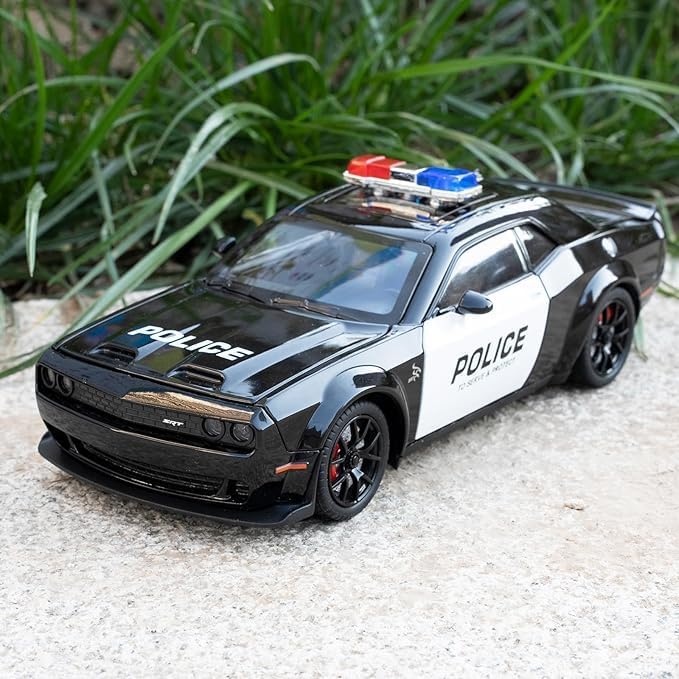 Dodge Challenger SRT Hellcat Police 1:24 Diecast Scale Model Car