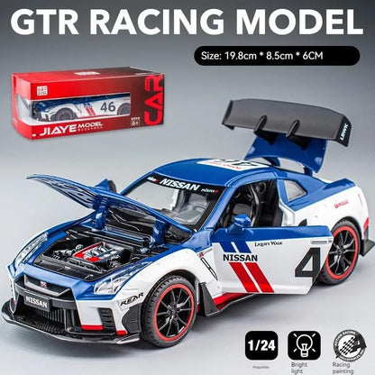 Nissan GT-R R35 1:24 Diecast Scale Model Car