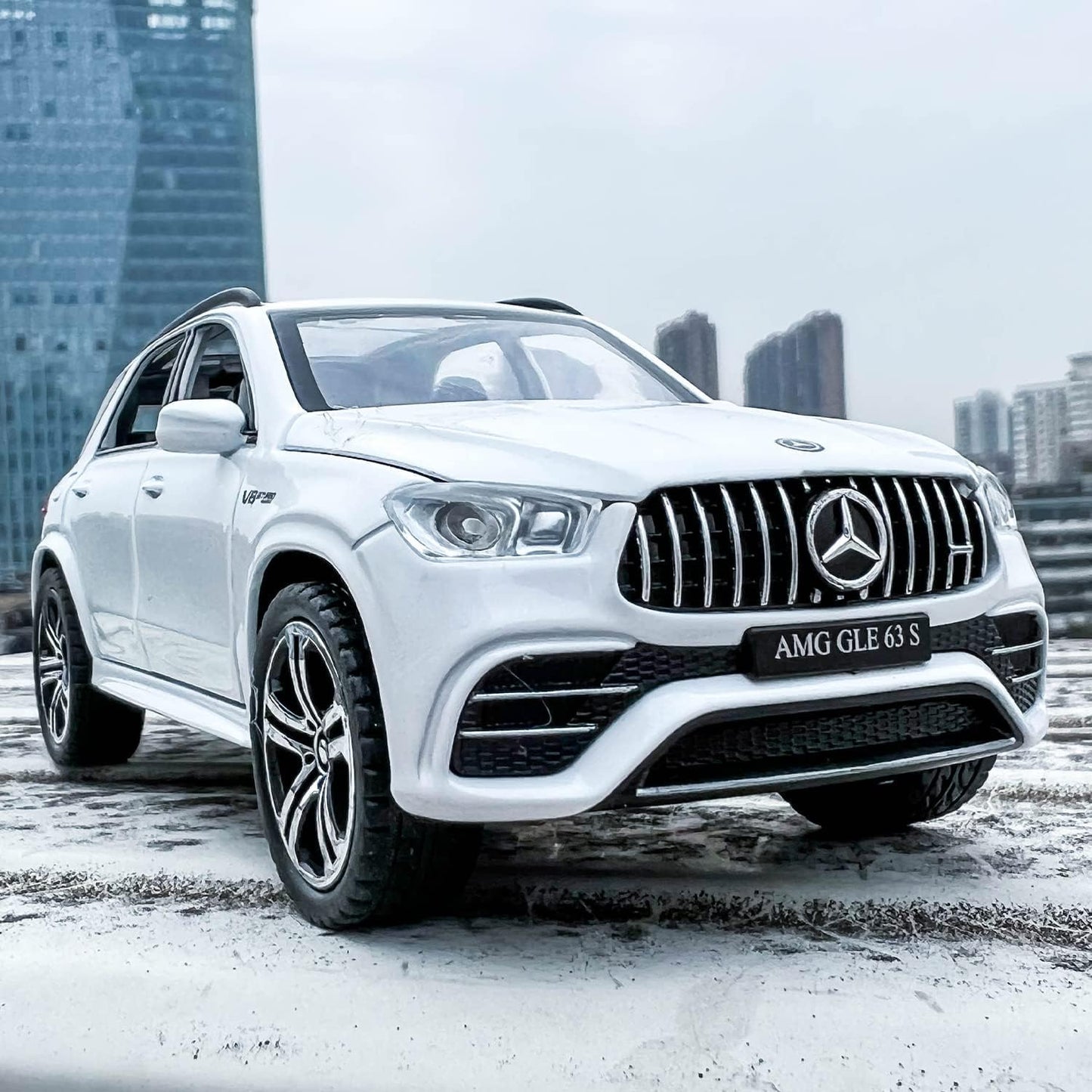 Mercedes-AMG GLE 63 S Coupe 1:24 Diecast Scale Model Car