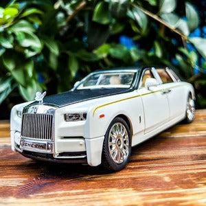 Rolls Royce Phantom 1:24 Diecast Scale Model Car
