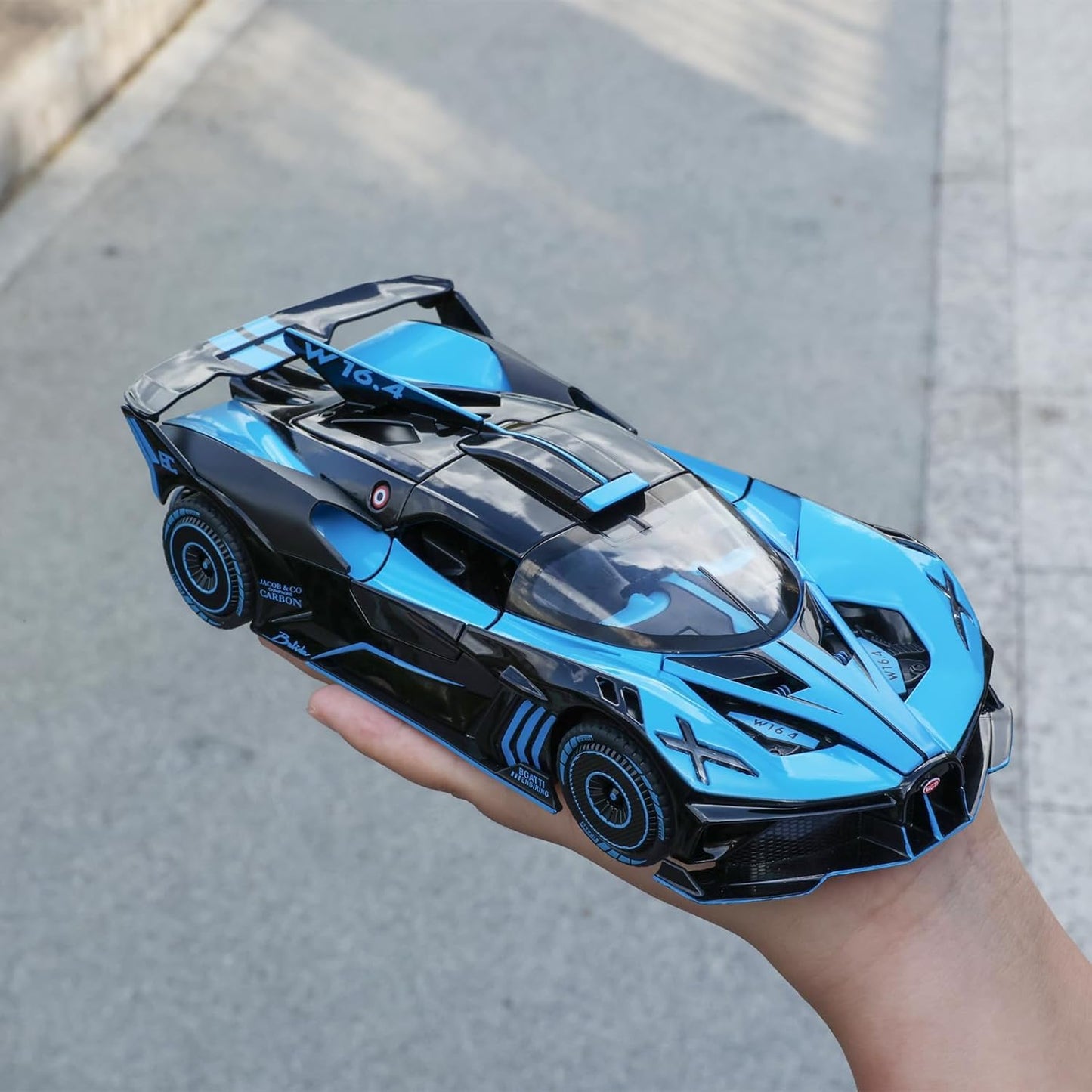 Bugatti Bolide 1:24 Diecast Scale Model Car