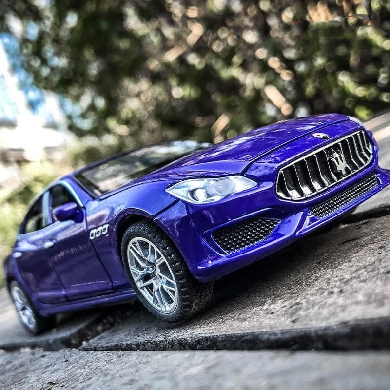 Maserati Quattroporte 1:24 Diecast Scale Model Car