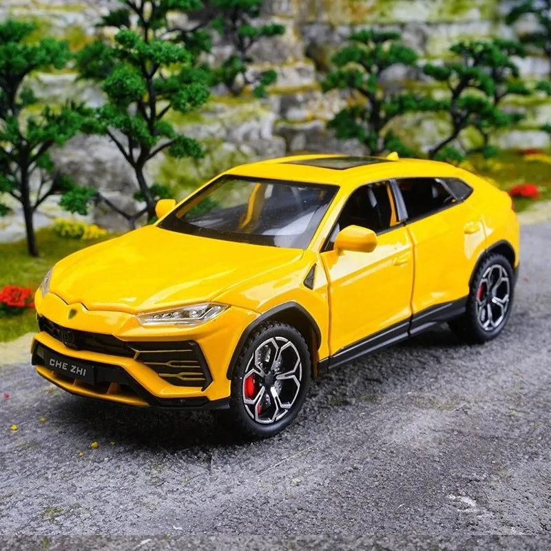 Lamborghini Urus 1:24 Diecast Scale Model Car
