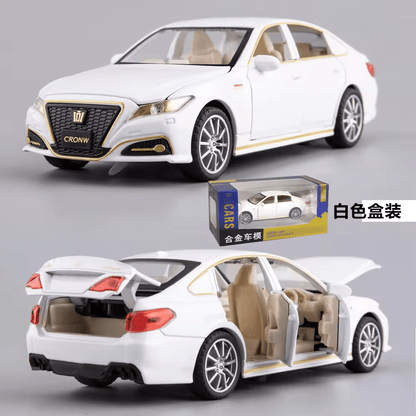Toyota Crown 1:24 Diecast Scale Model Car