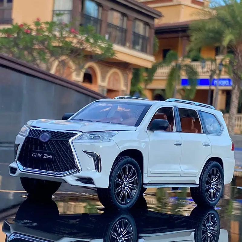 Lexus 570 1:24 Diecast Scale Model Car