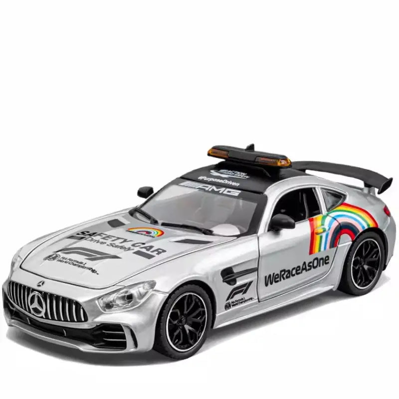 Mercedes-AMG GT F1 Safety Car 1:24 Diecast Scale Model Car