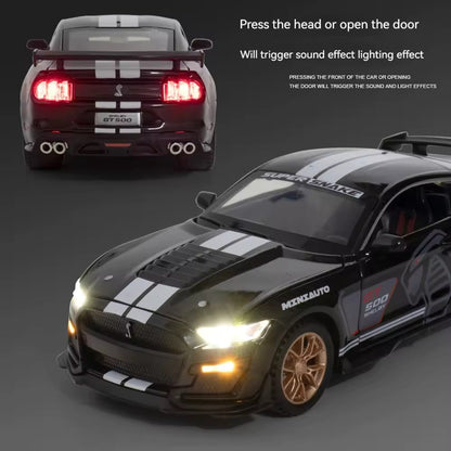 Ford Mustang Shelby GT500 1:24 Diecast Scale Model Car