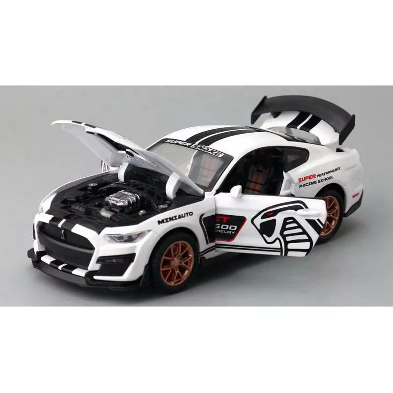 Ford Mustang Shelby GT500 1:24 Diecast Scale Model Car