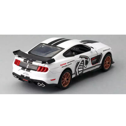 Ford Mustang Shelby GT500 1:24 Diecast Scale Model Car