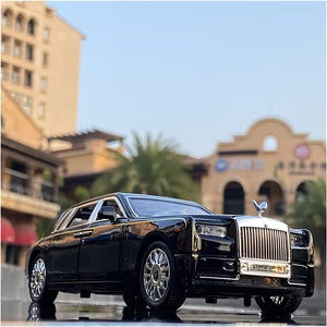 Rolls Royce Phantom 1:24 Diecast Scale Model Car